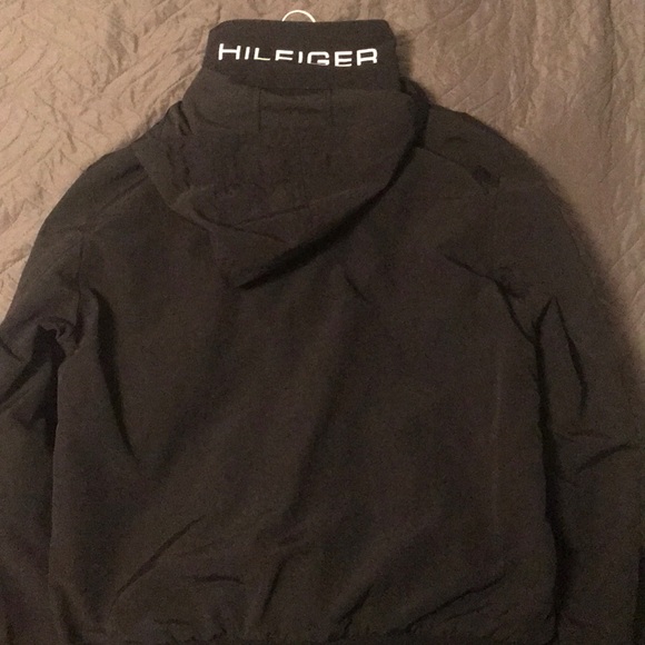Tommy Hilfiger rain coat. - Picture 2 of 2